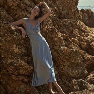 Doen Saoirse dress in mineral blue size large NWOT